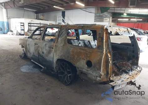 2017 GMC Yukon Xl Slt from USA, damaged, VIN 1GKS2GKC4HR184969